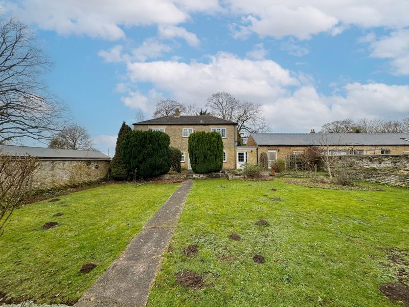 3-bed house on Farriers Cottage, Long Lane, Brauncewell, £400,000