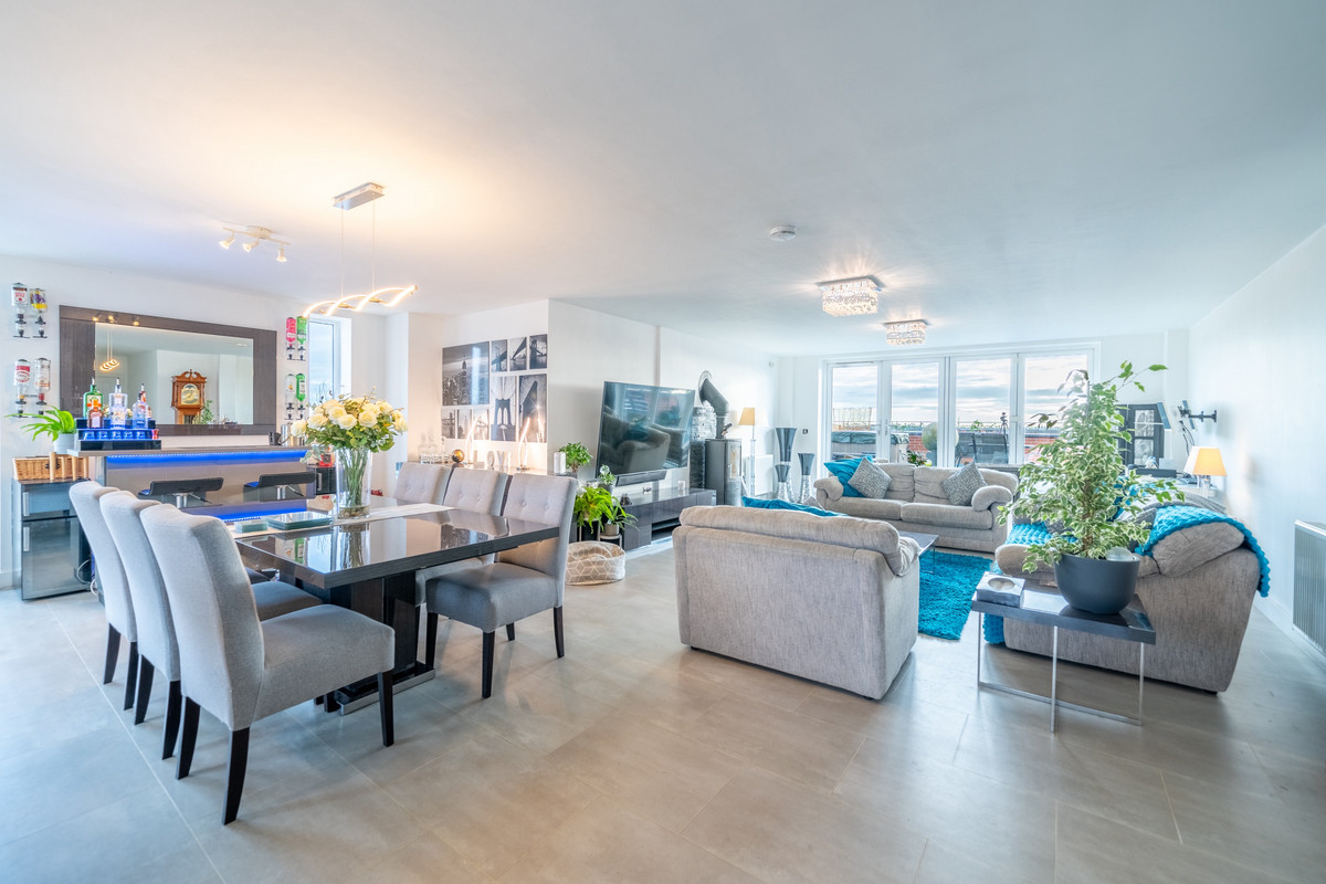 3-bed flat on 37 Castleward Court, Trinity Walk, Derby, £400,000