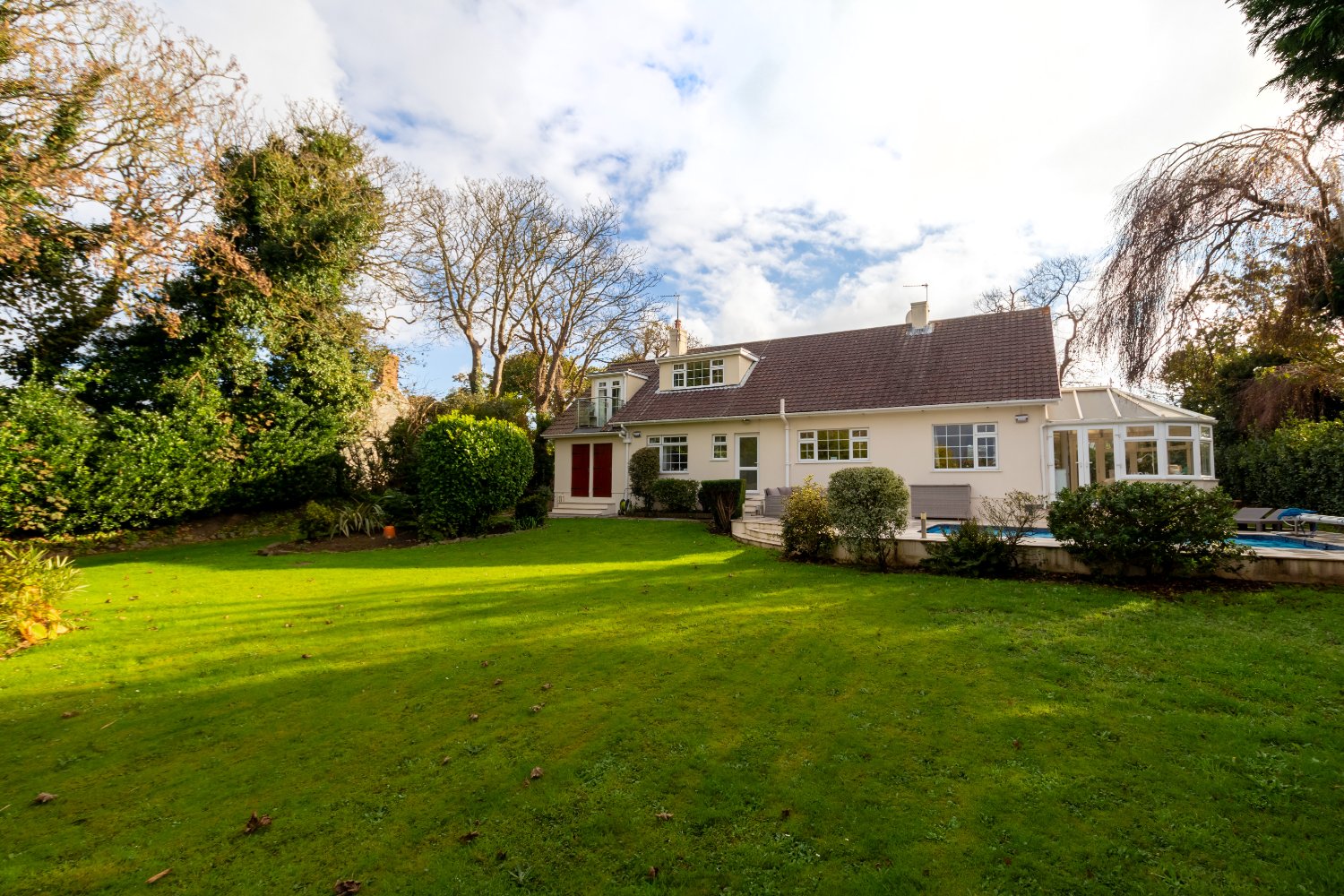5 bedroom detached house for sale 0