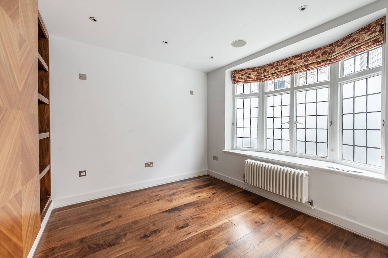 5 bedroom property for sale 0