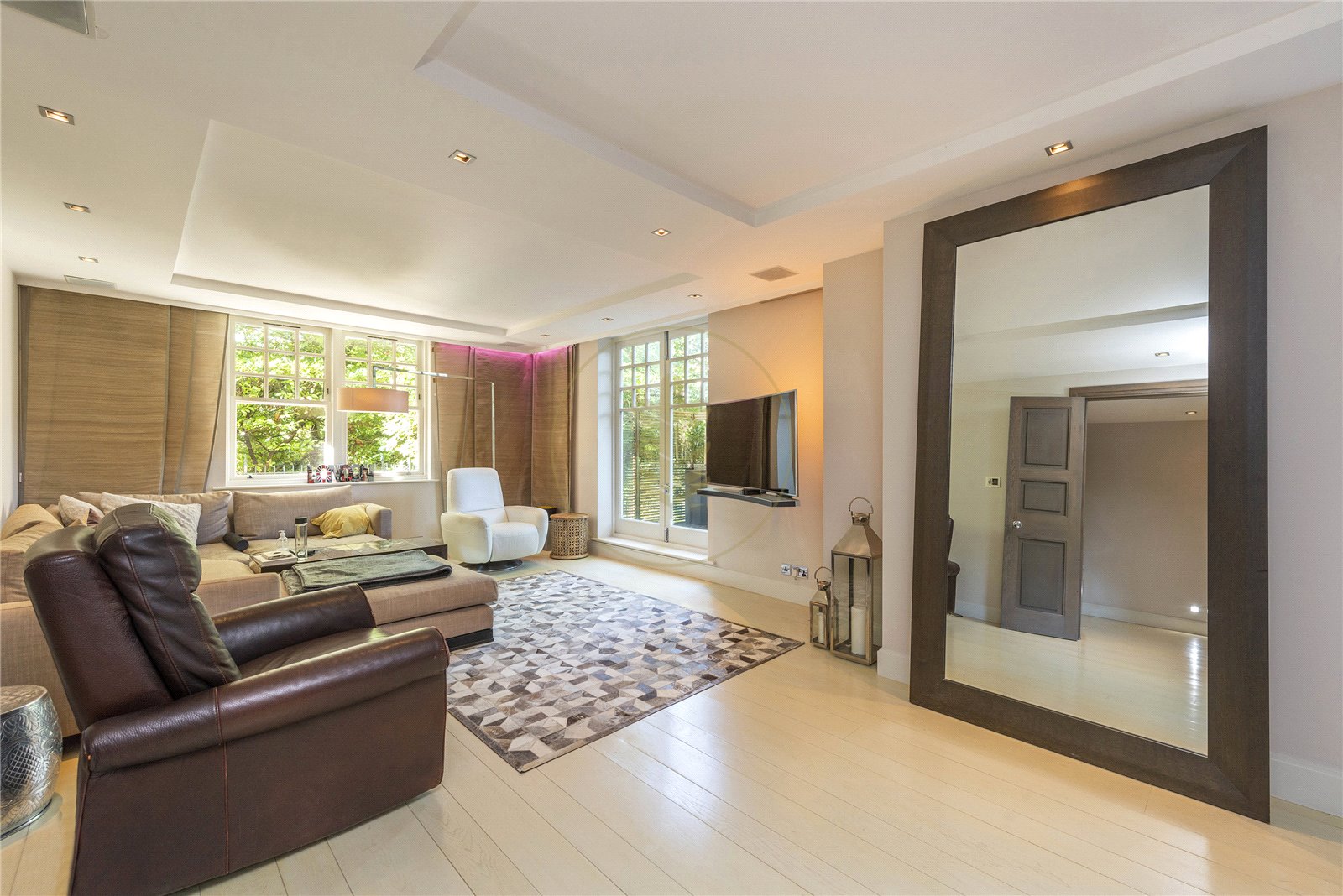 2 bedroom flat for sale 0