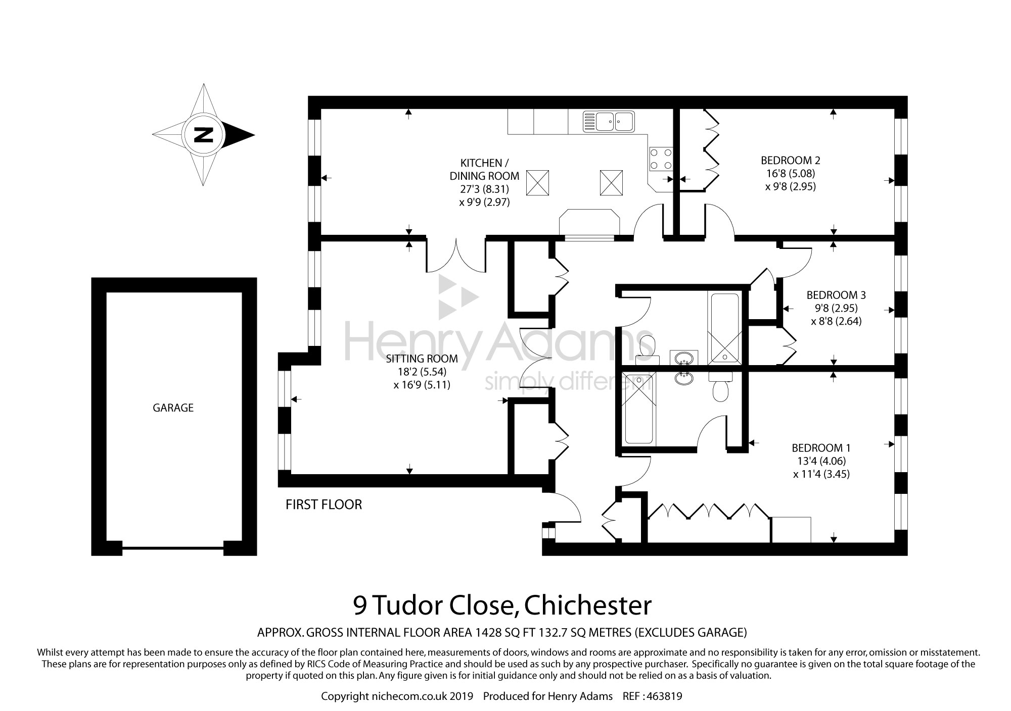 3 Bedrooms Flat for sale in Tudor Close, Chichester PO19