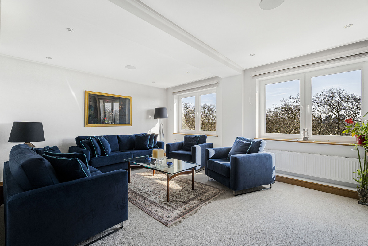 Flat 15, 89, Piccadilly, London photo 2