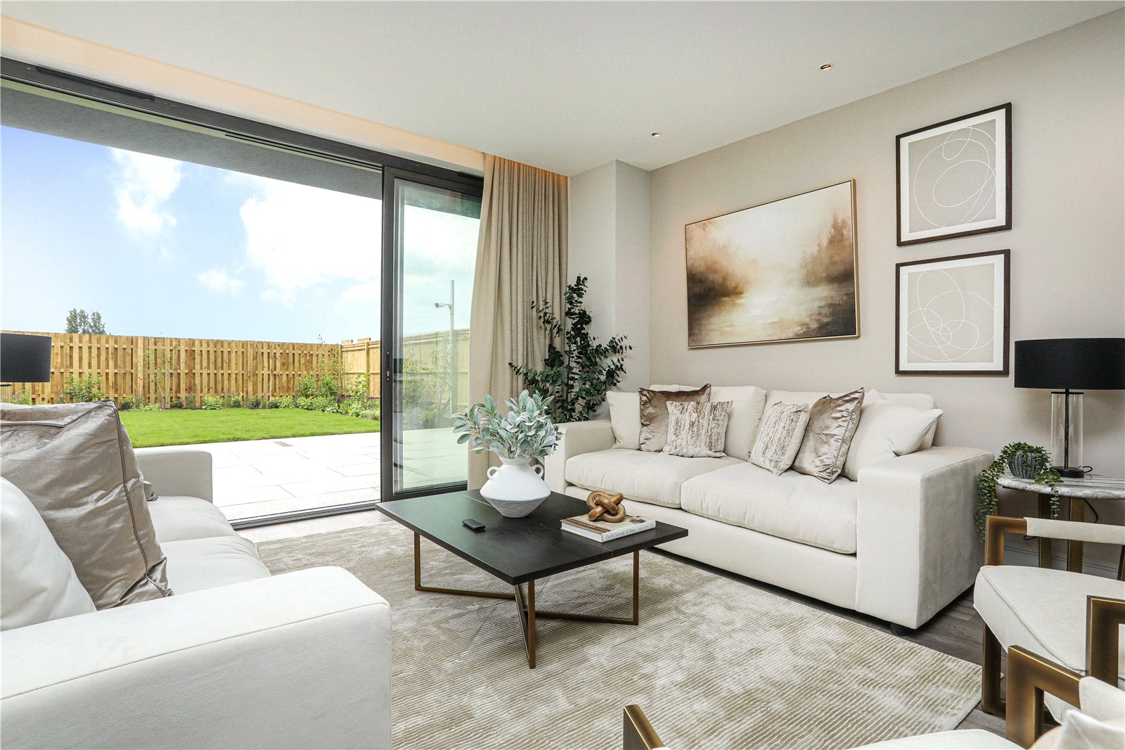 5 bedroom detached new house for sale 0