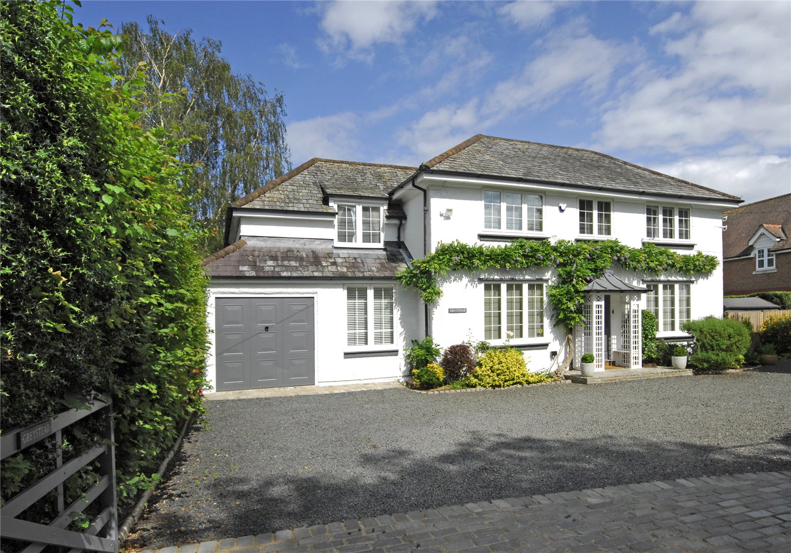 4 bedroom detached house for sale 0