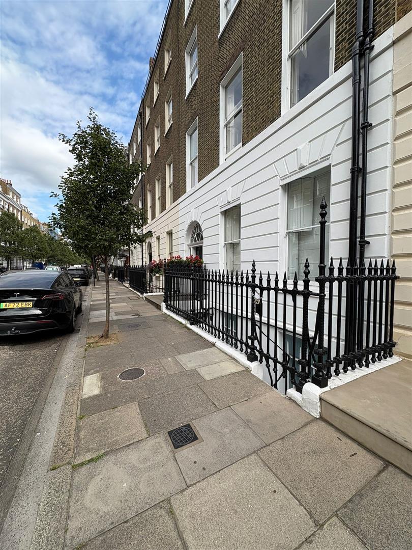 Room 1, 5 Upper Wimpole Street, London photo 2