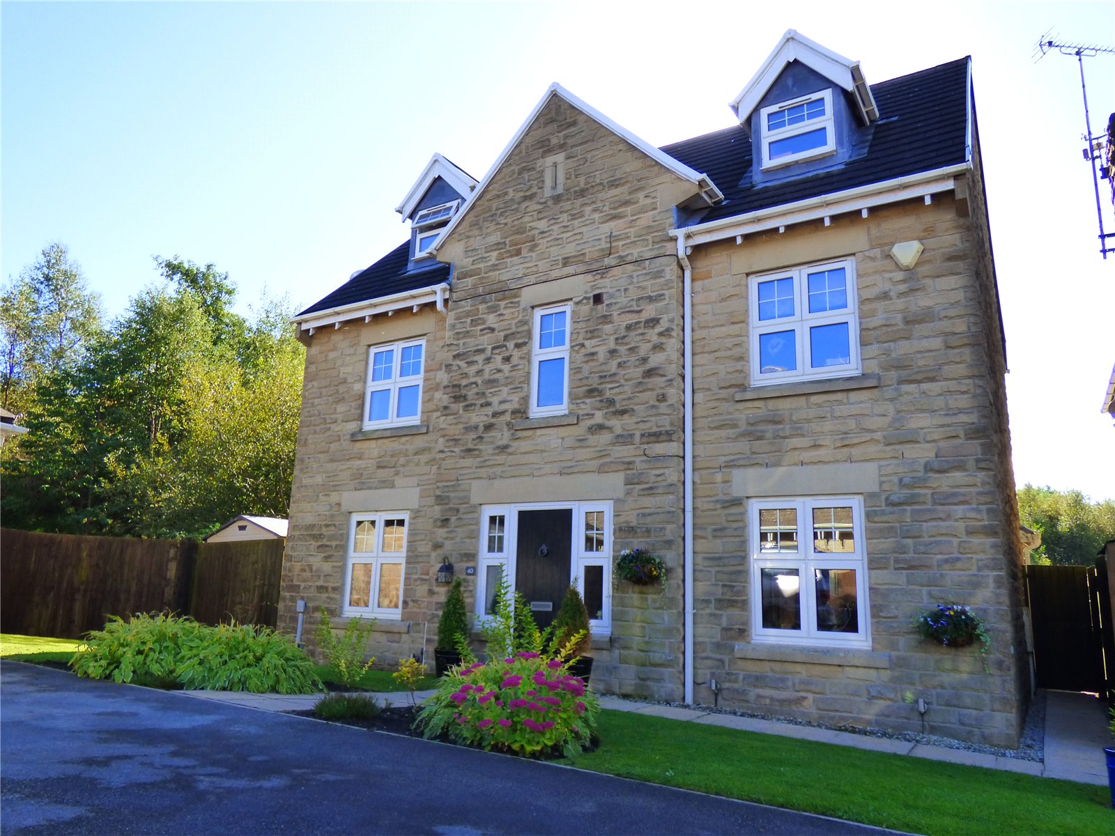 Photos of Penny Lodge Lane, Loveclough, Rossendale BB4 - 65488552 ...