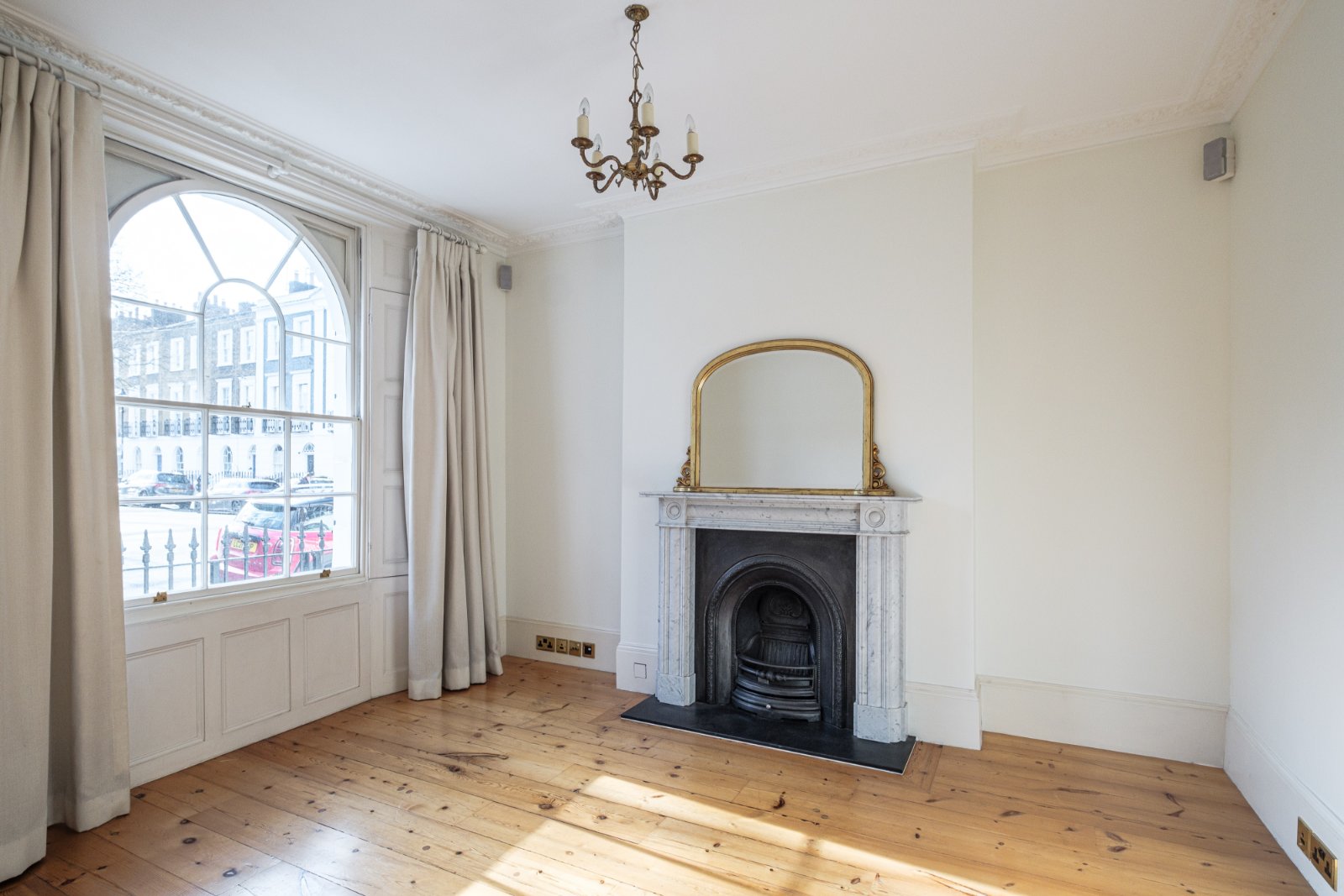 3 bedroom terraced house for sale 0