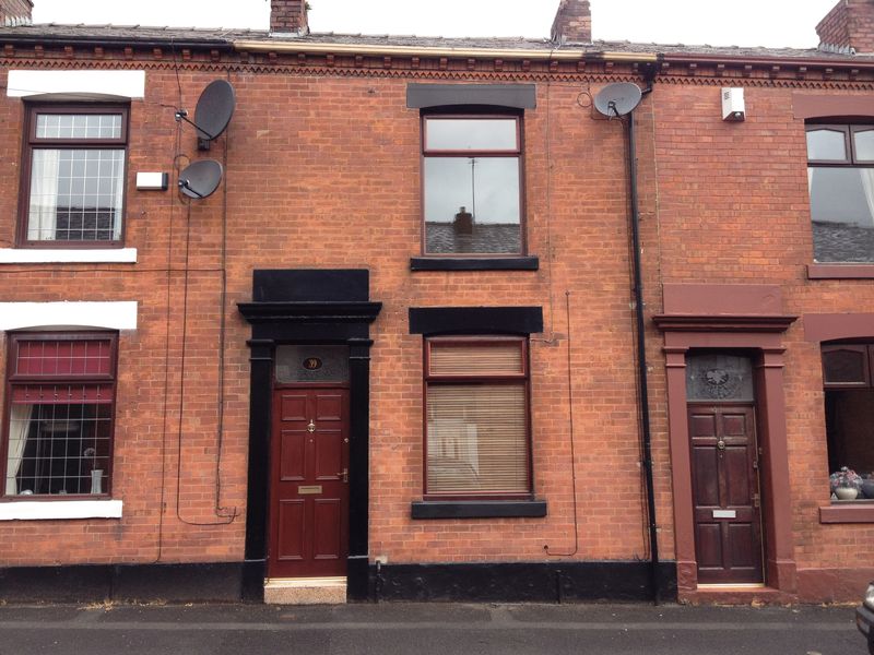 Free property report 39 Lyon Street, Shaw, OL2 7RU Chimnie
