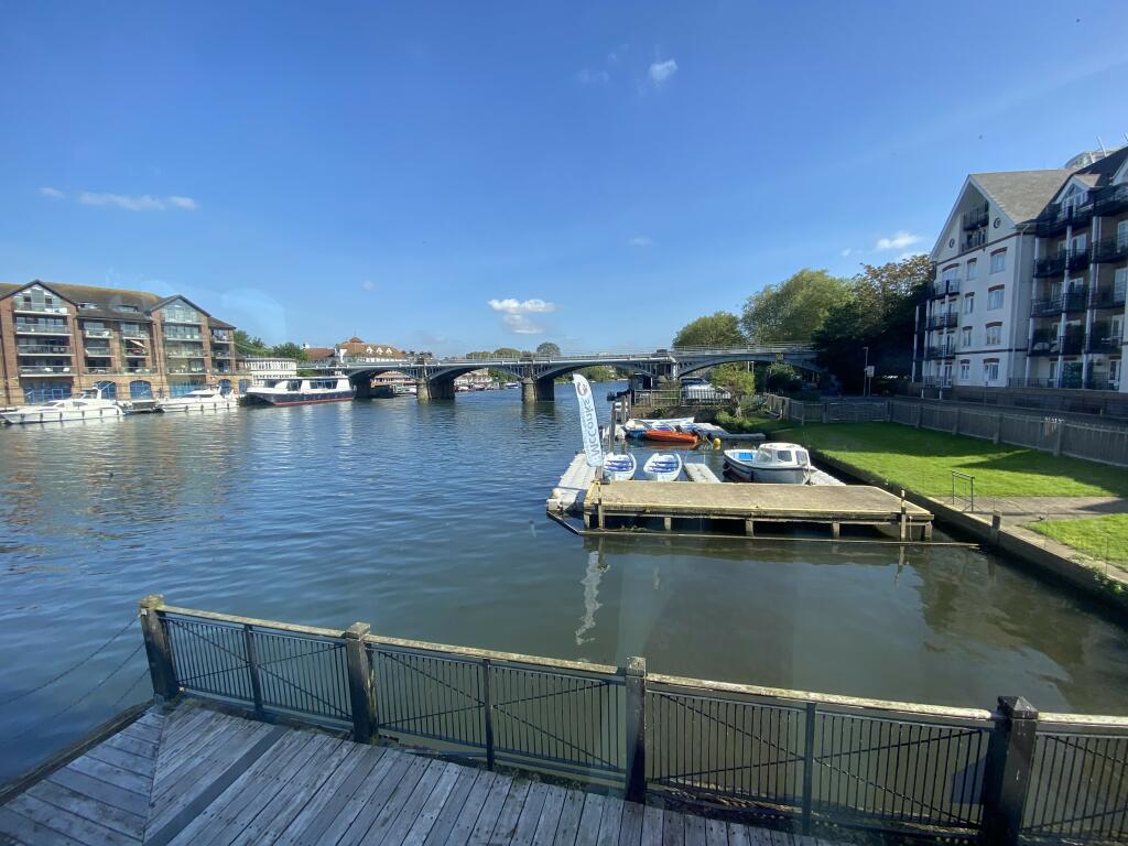 Flat 1, Turks Boatyard, Thames Side, Kingston upon Thames photo 4