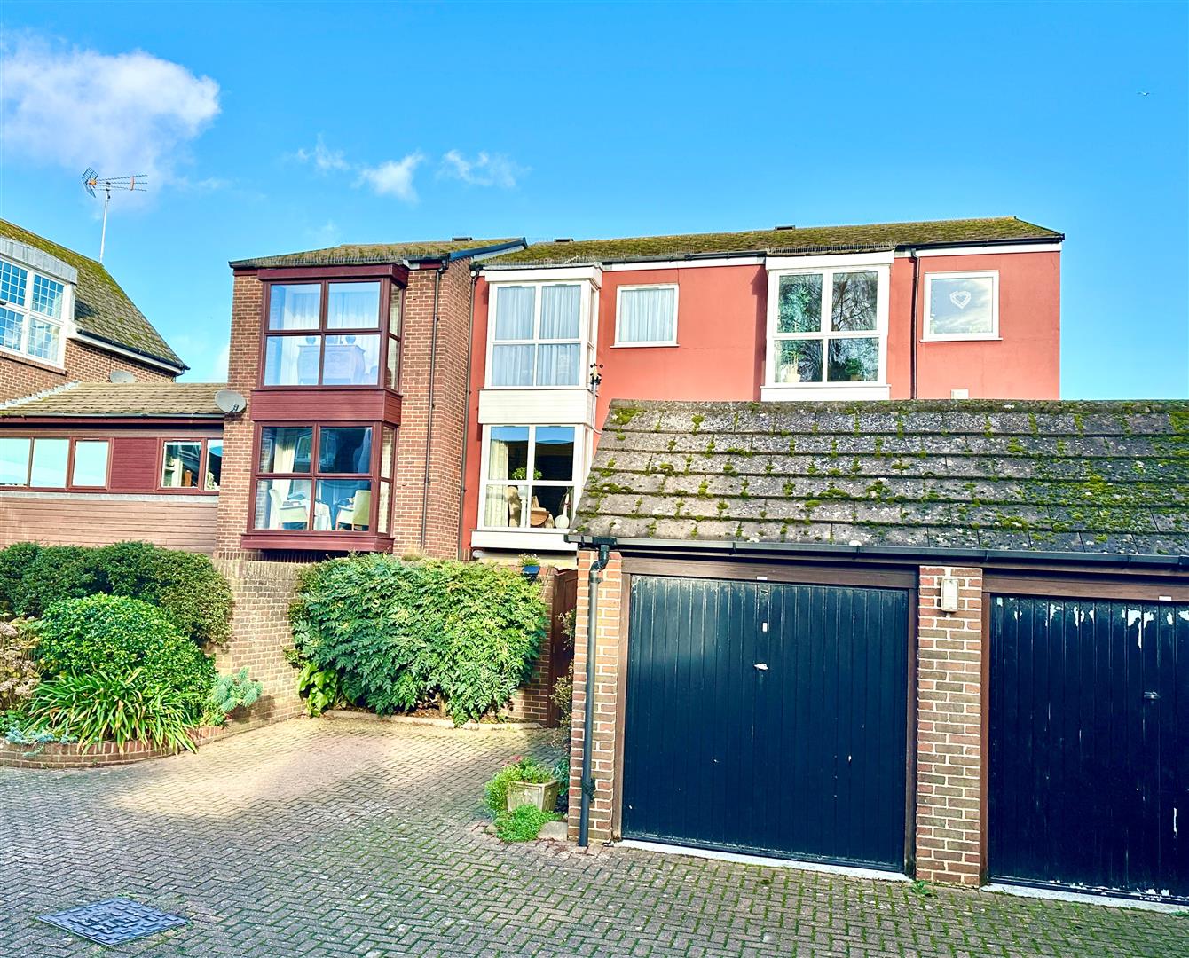 2, Poplar Close, Poole photo 4