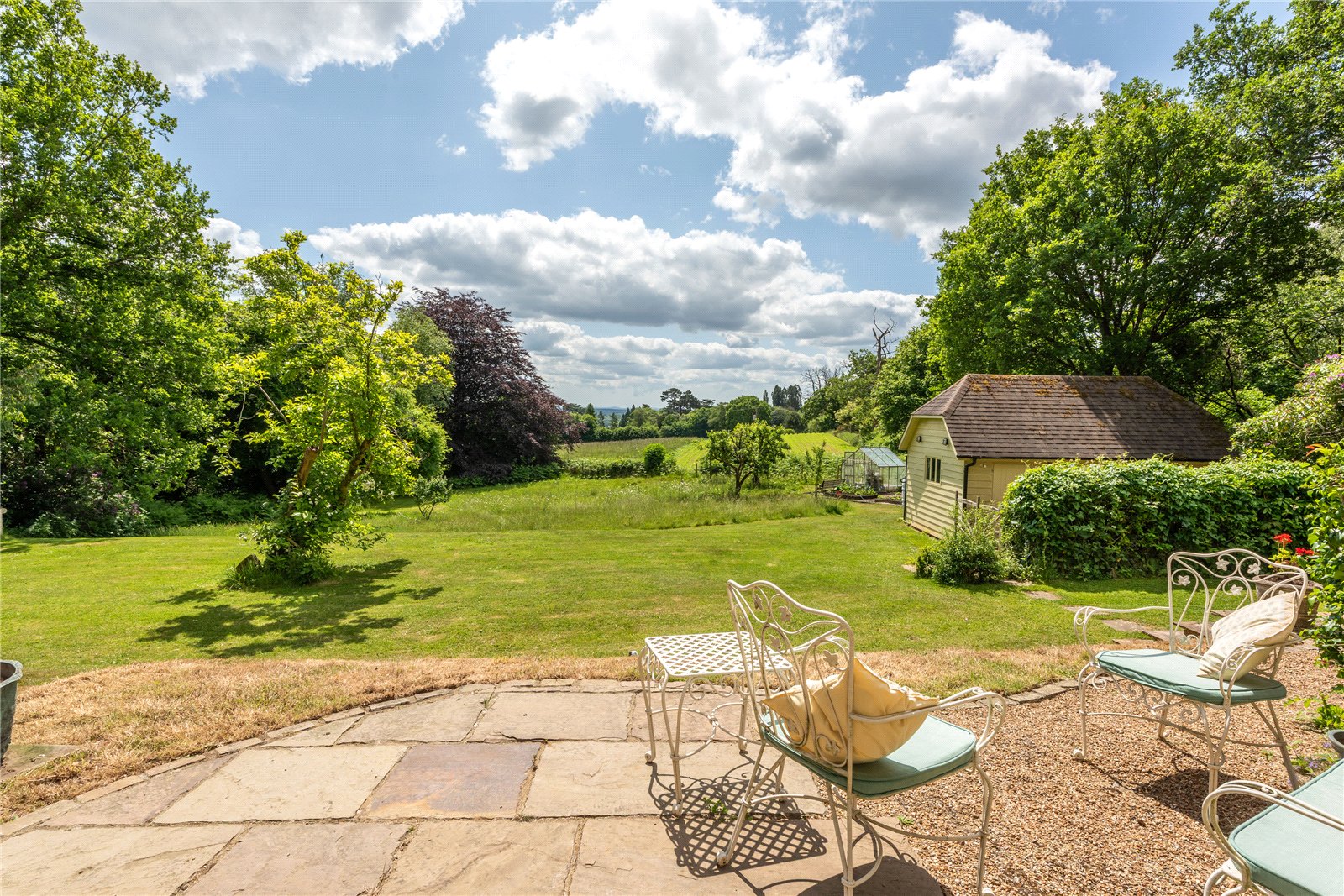 3 bedroom detached house for sale 0