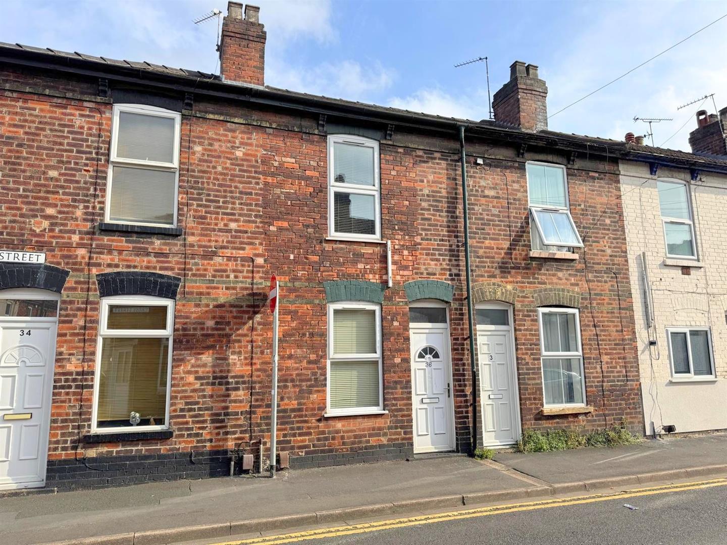 2 bed terraced house for sale