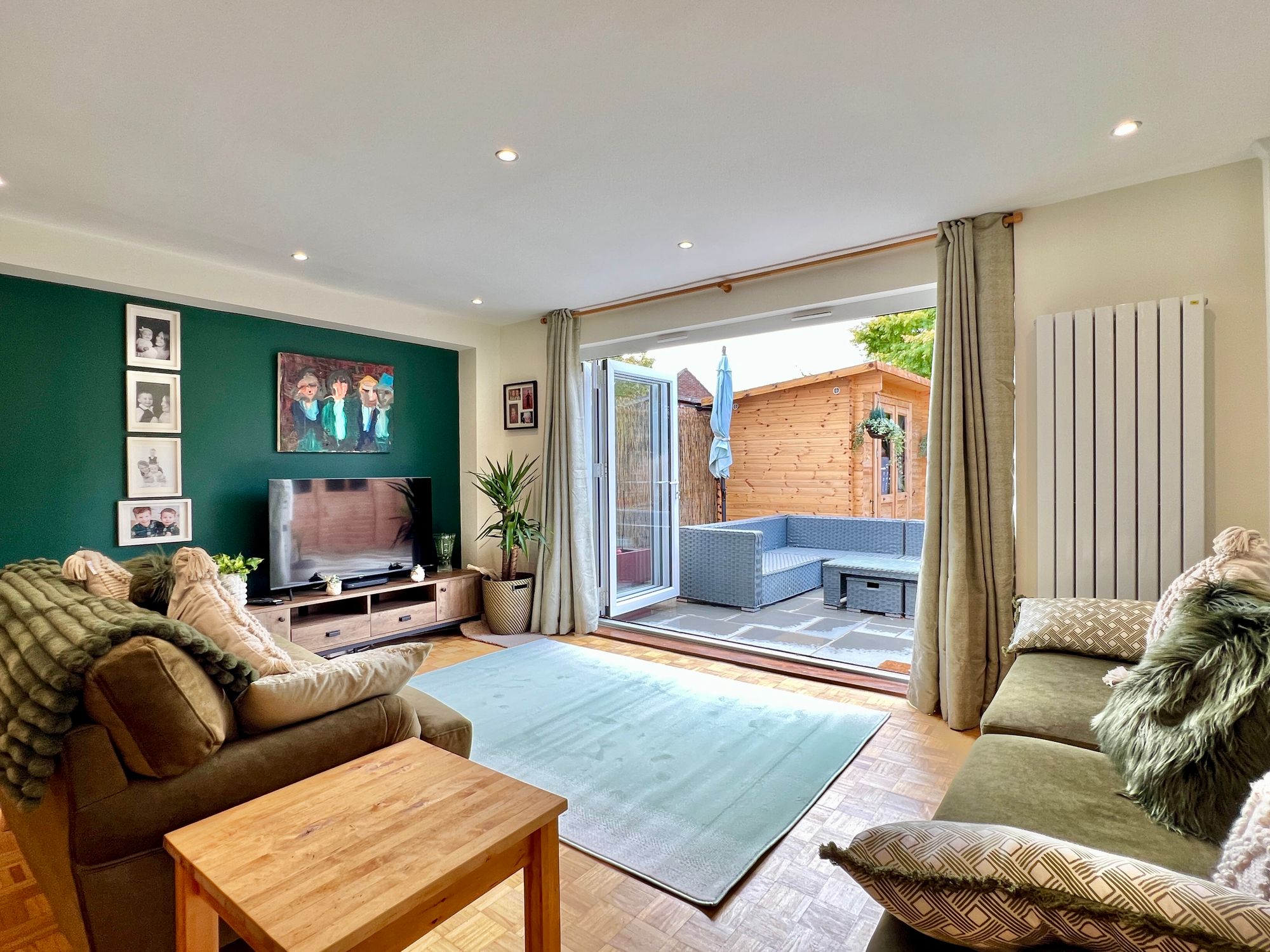 2 Manor Mews, Taunton photo 4