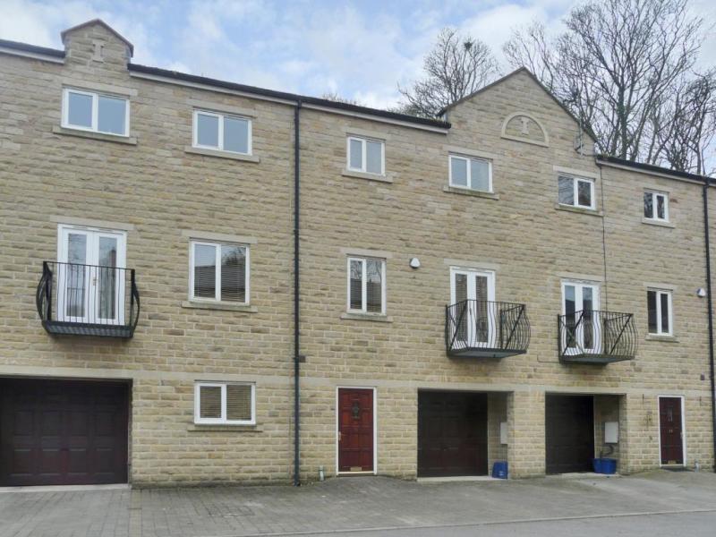 Free property report 31 Weavers Lane, Cullingworth, Bingley, BD13 5JN
