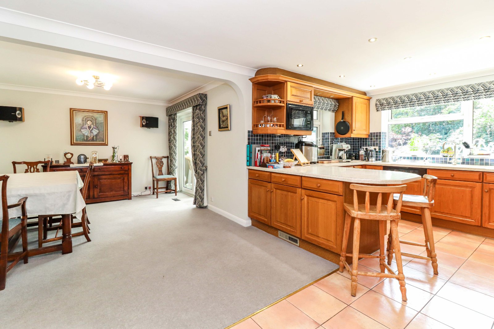 4 bedroom detached house for sale 0