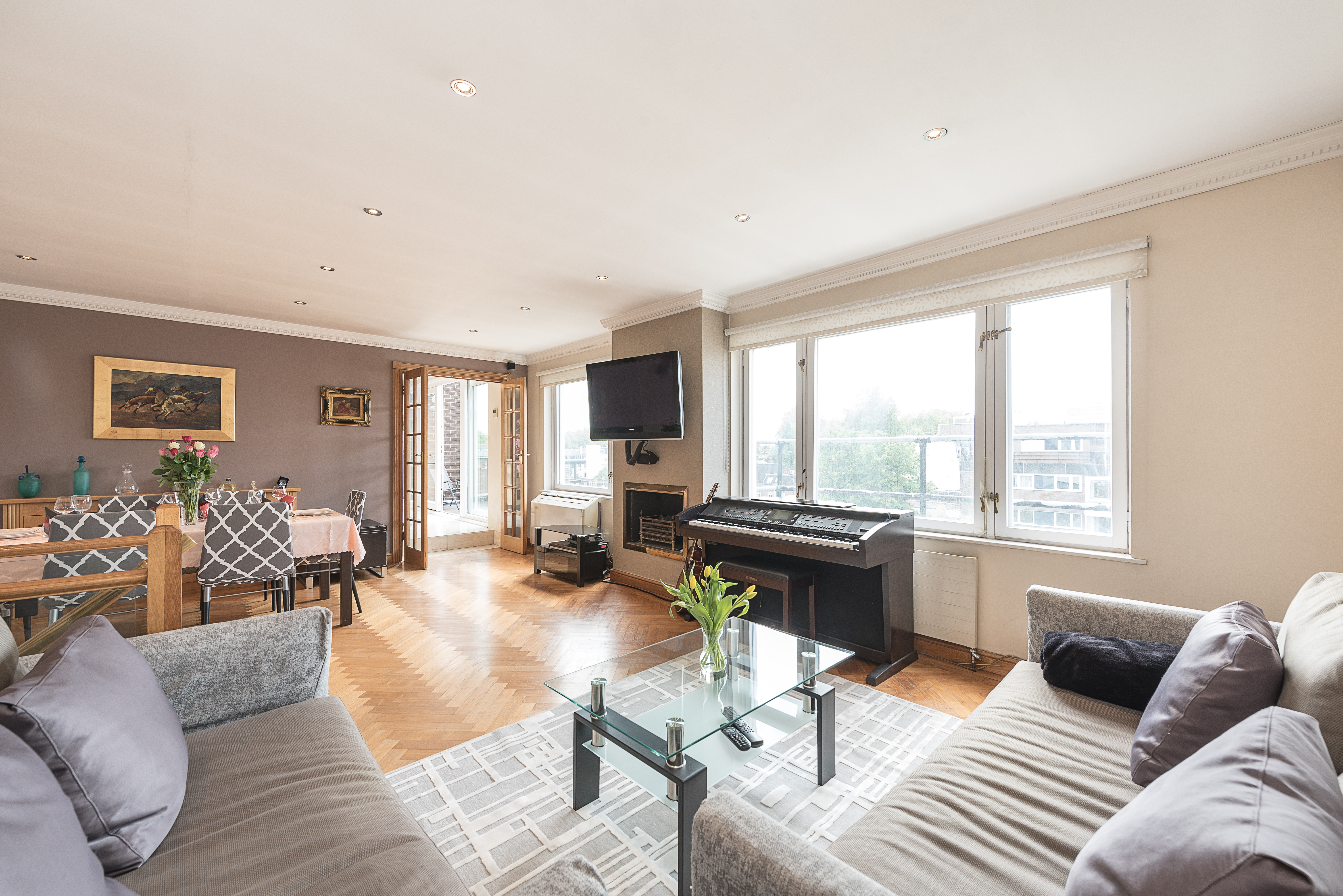 3 bedroom maisonette for sale 0