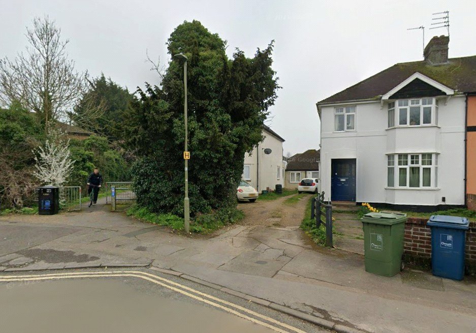 18, Bartlemas Close, Oxfordshire photo 2