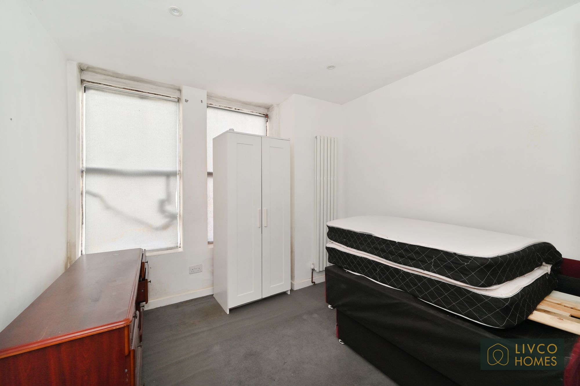 12 bedroom flat for sale 0