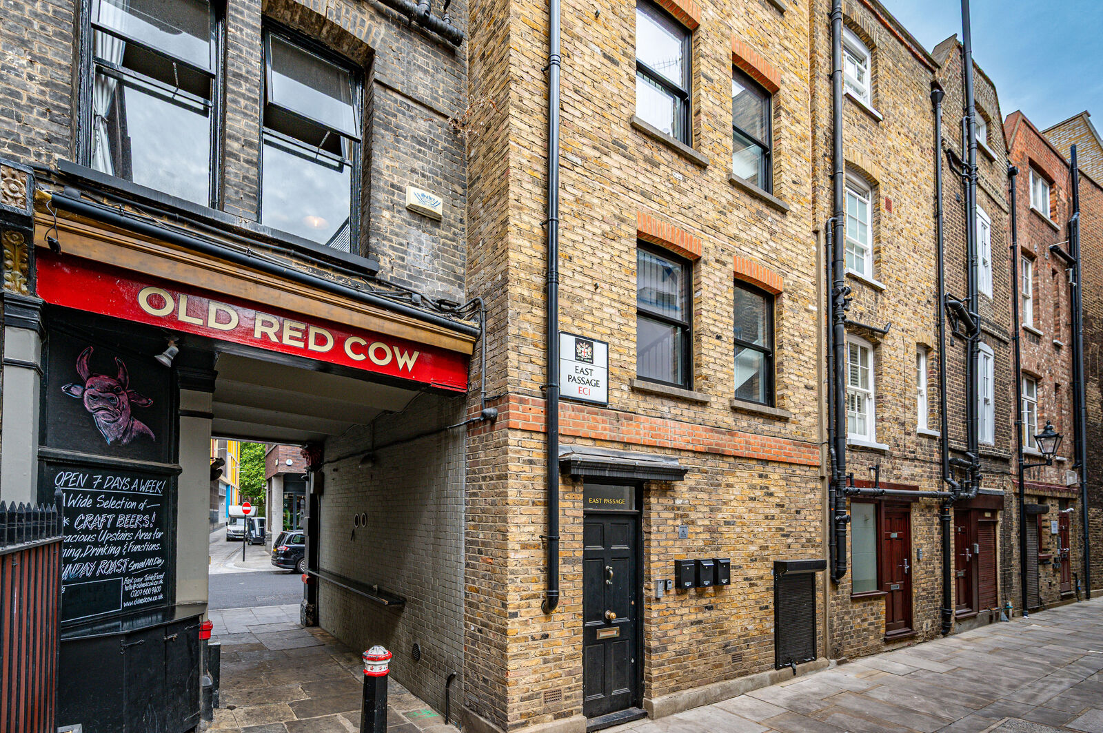 East Passage, Farringdon photo 2