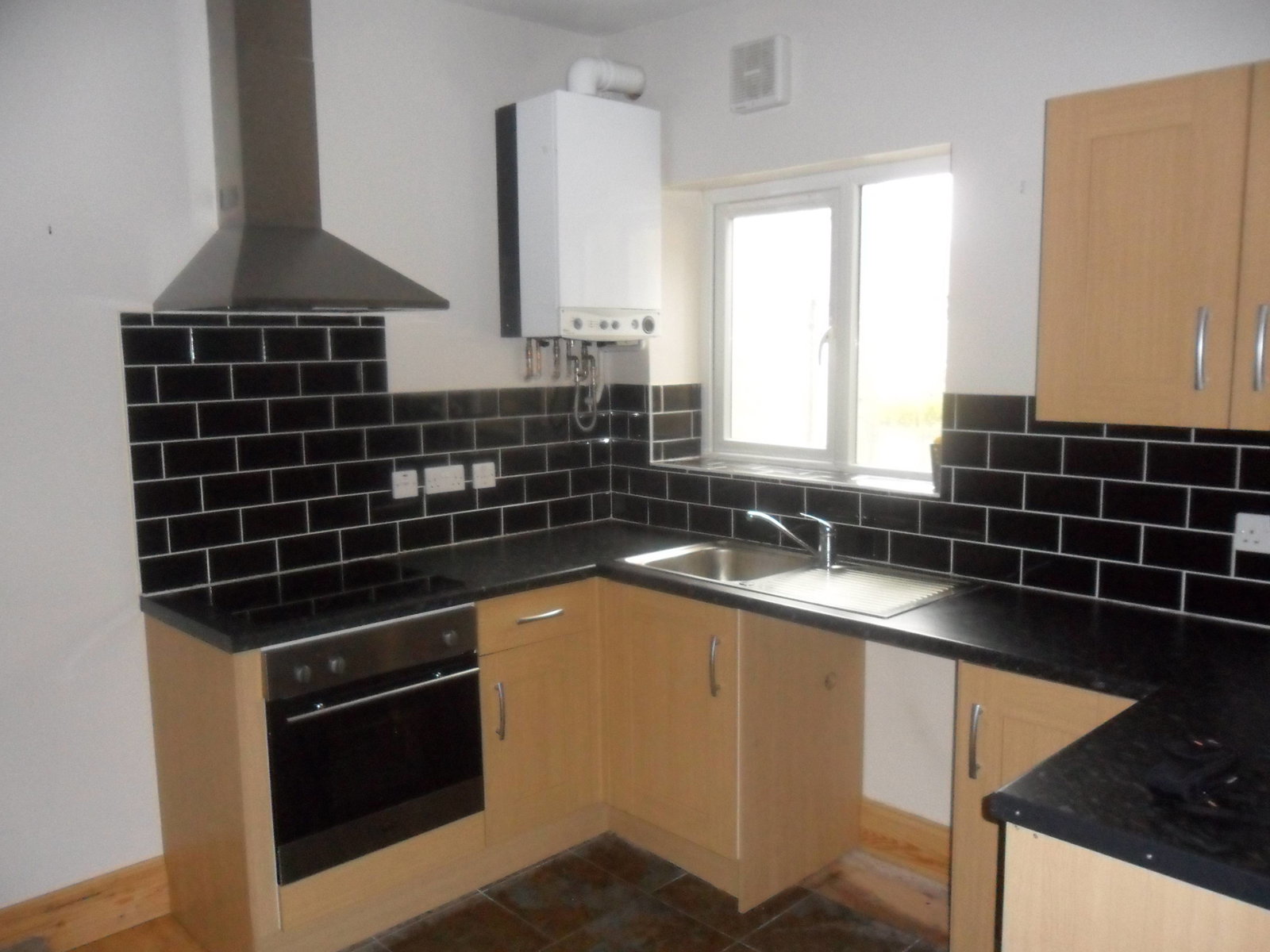 8a, Pleasley Road, Sutton-in-ashfield photo 4