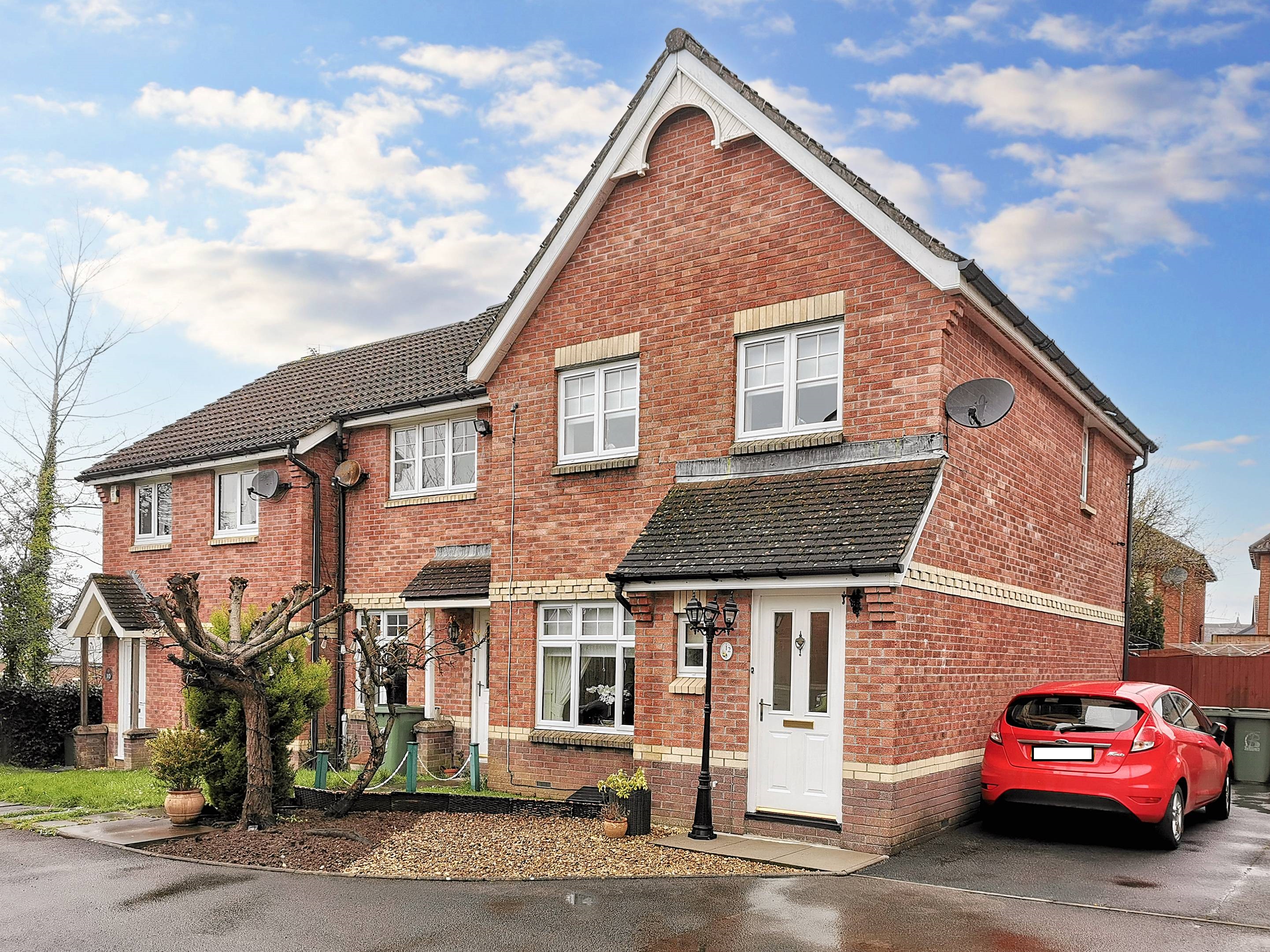 16, Tre Newydd, Bridgend photo 5
