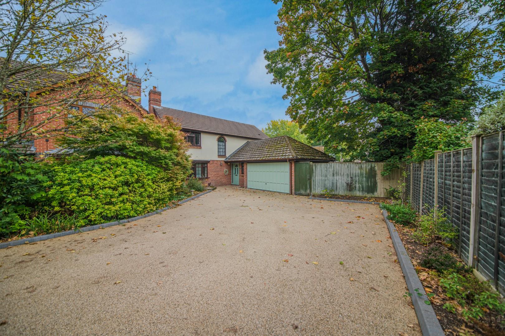 13, The Maples, Eastleigh photo 2