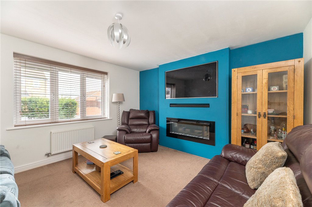 33, Seven Hill Way, Leeds photo 3