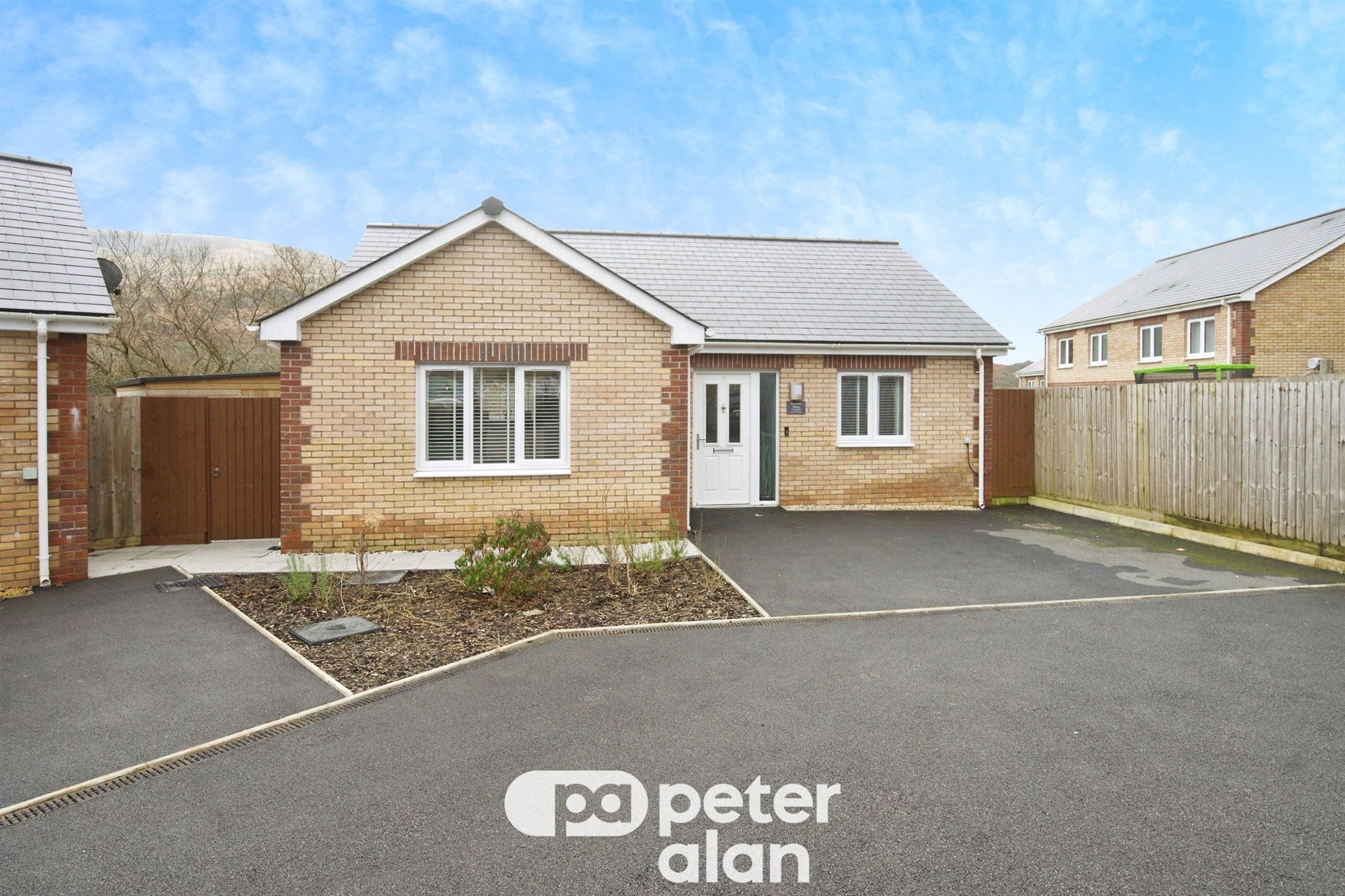 9, Nant Y Ffyrling, Maesteg photo 2