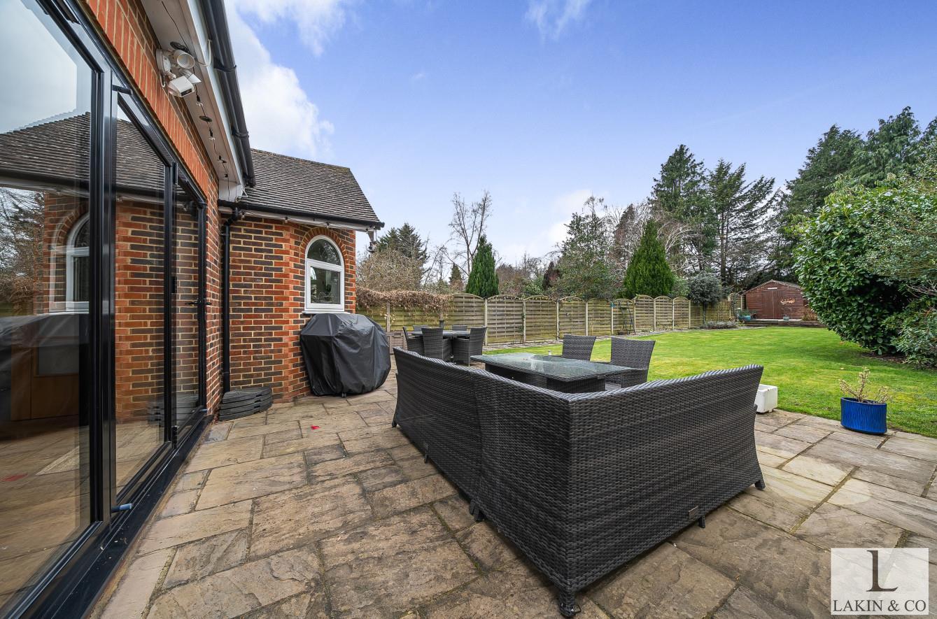 Photos of Thornhill Road, Ickenham, Uxbridge UB10 66550982