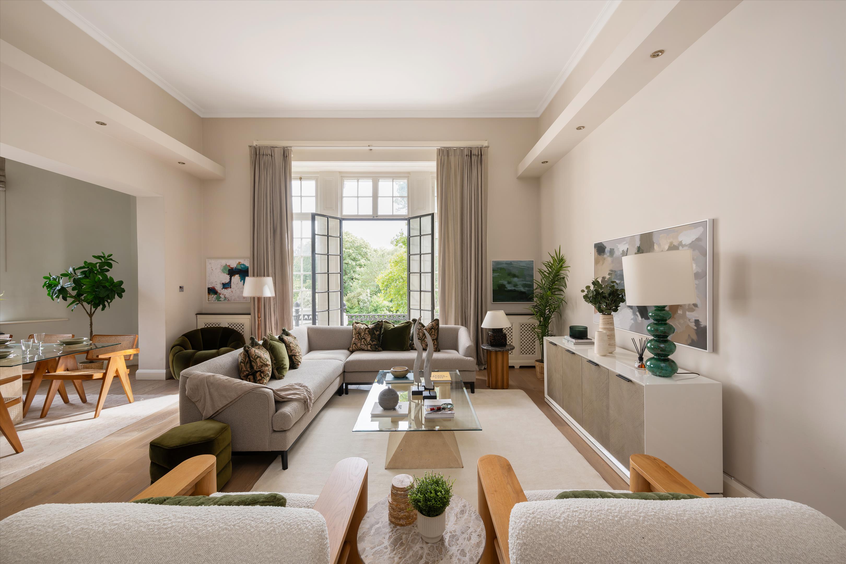 3 bedroom flat for sale 0