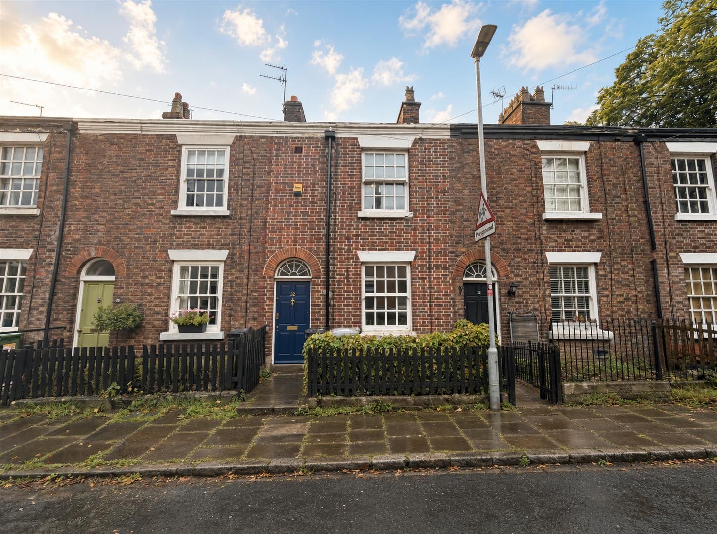 32, High Street, Macclesfield photo 2