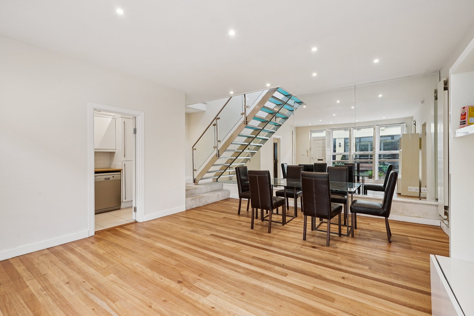 3 bedroom terraced house for sale 0