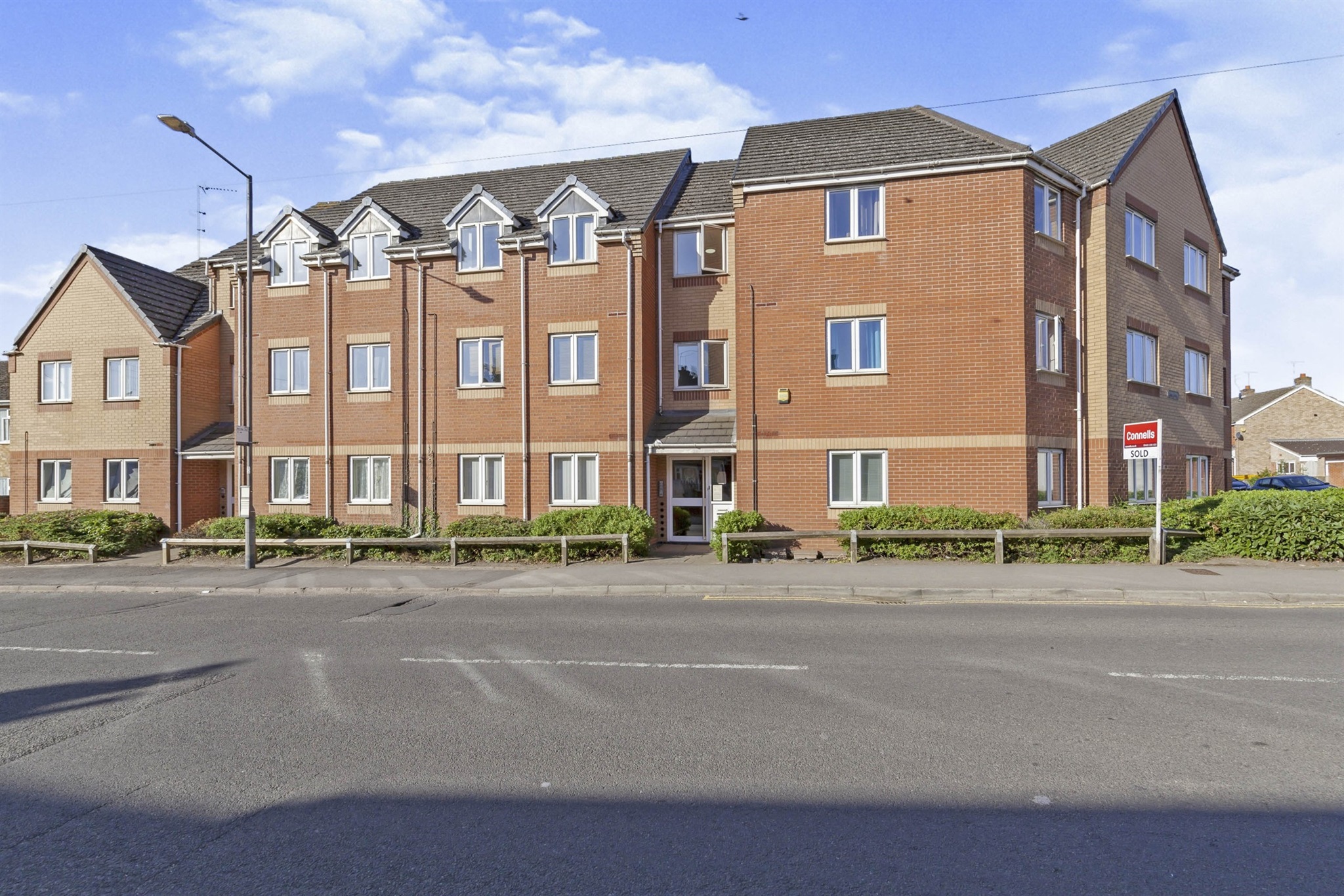 Photos of Heath End Road, Nuneaton CV10 62181865 PrimeLocation