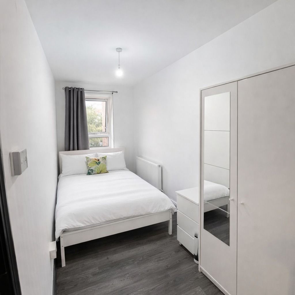 10, Barnardo Gardens, Wapping photo 4