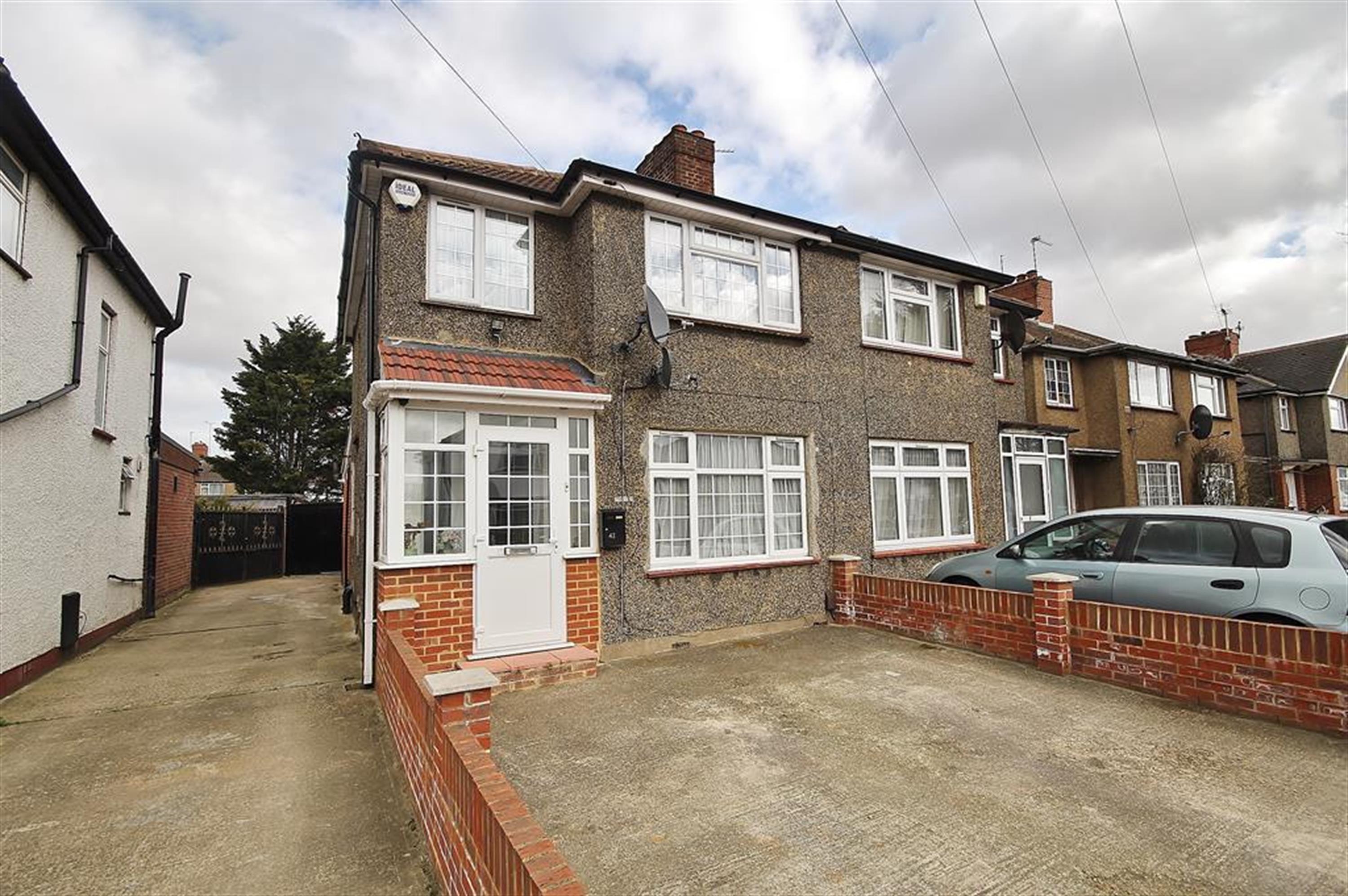 Free property report 41 Crowland Avenue, Hayes, UB3 4JW Chimnie