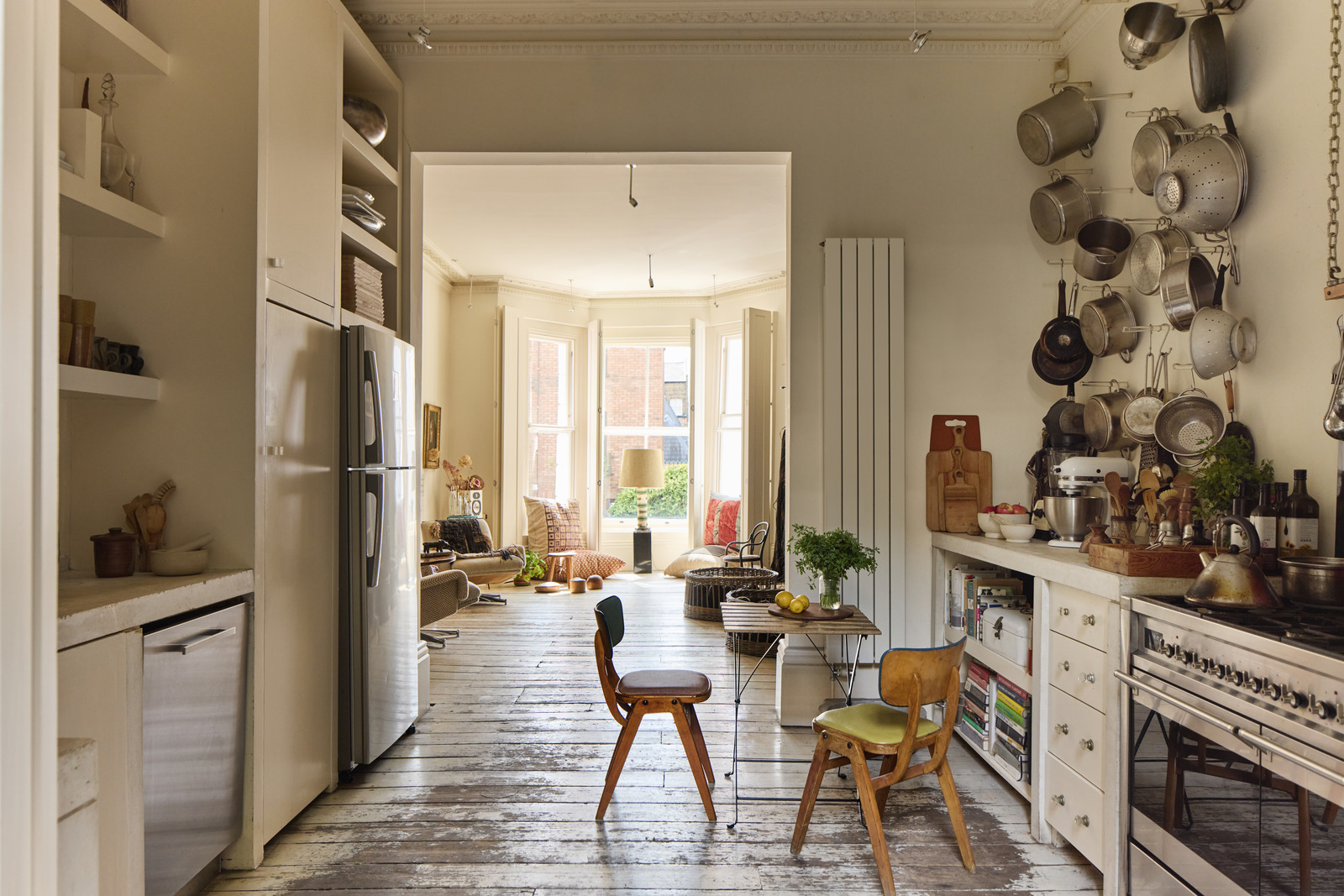 4 bedroom flat for sale 0