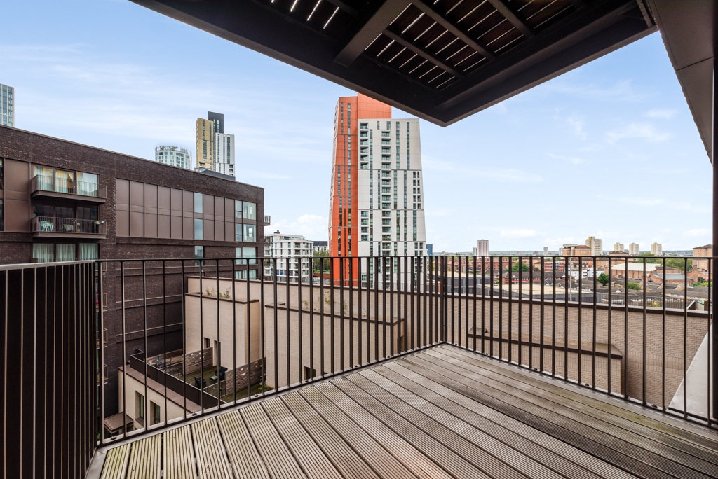 2 bedroom flat for sale 0