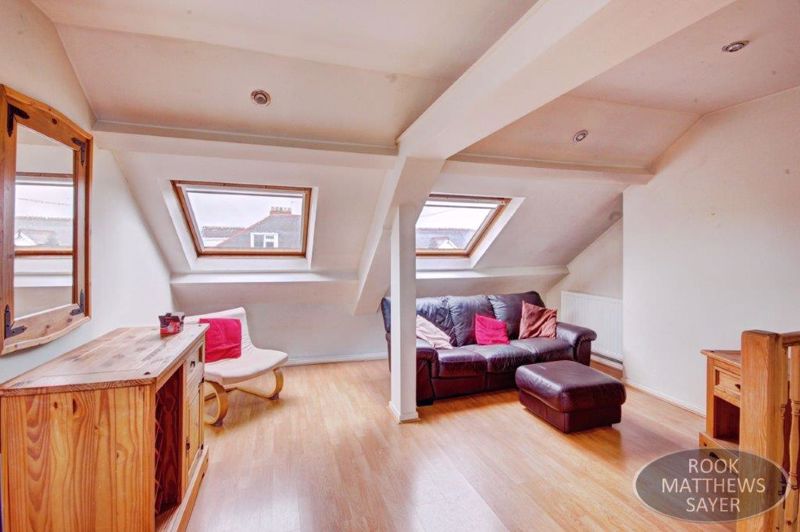 Flat 4, 44, Grosvenor Road, Newcastle Upon Tyne photo 4