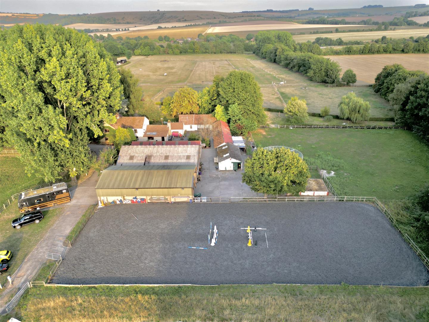 6 bedroom detached house for sale 0