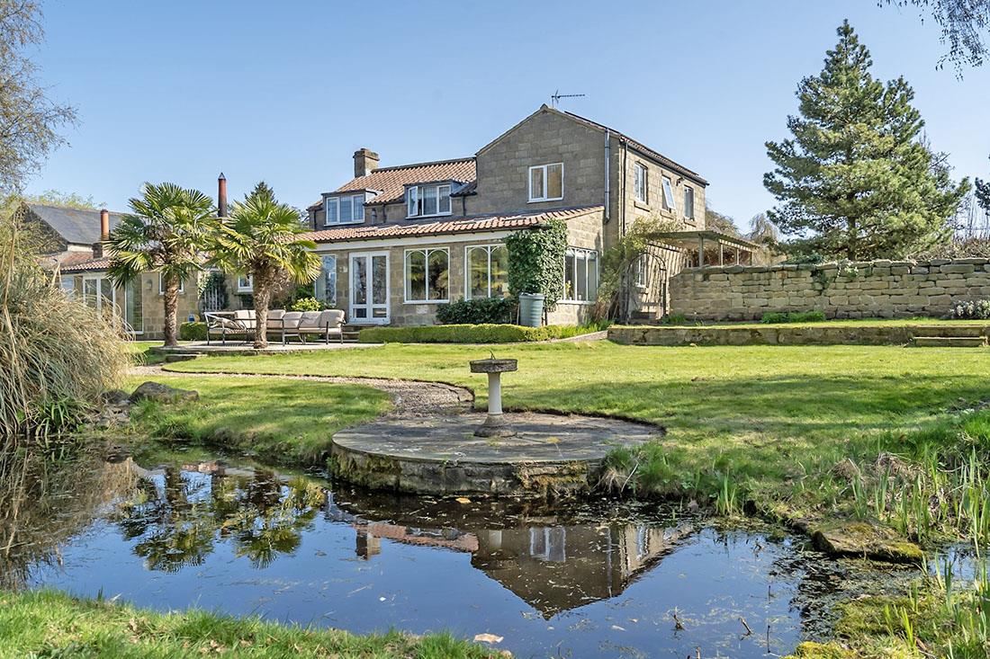 5 bedroom property for sale 0