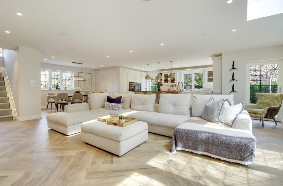 6 bedroom semi-detached house for sale 0