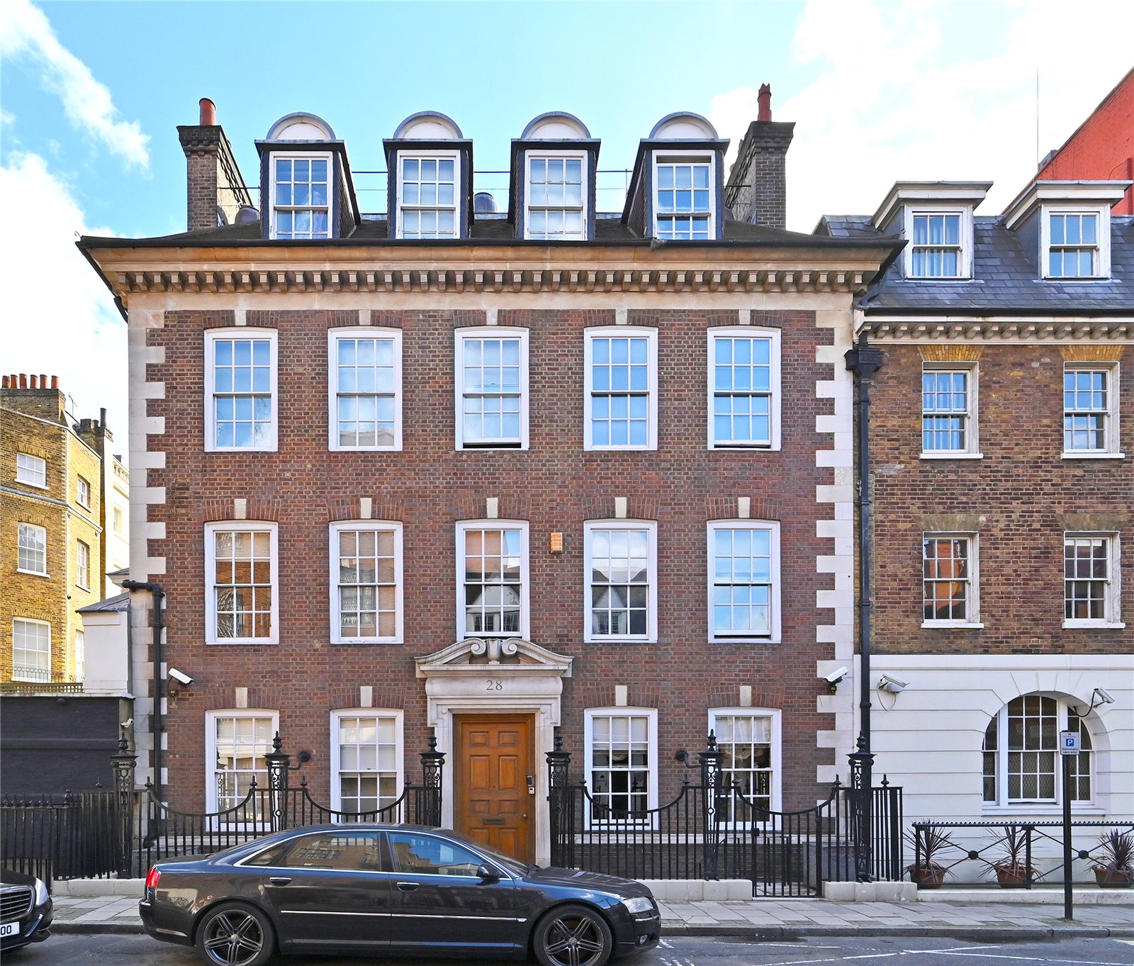 6 bedroom end terrace house for sale in South Street, Mayfair, London W1K