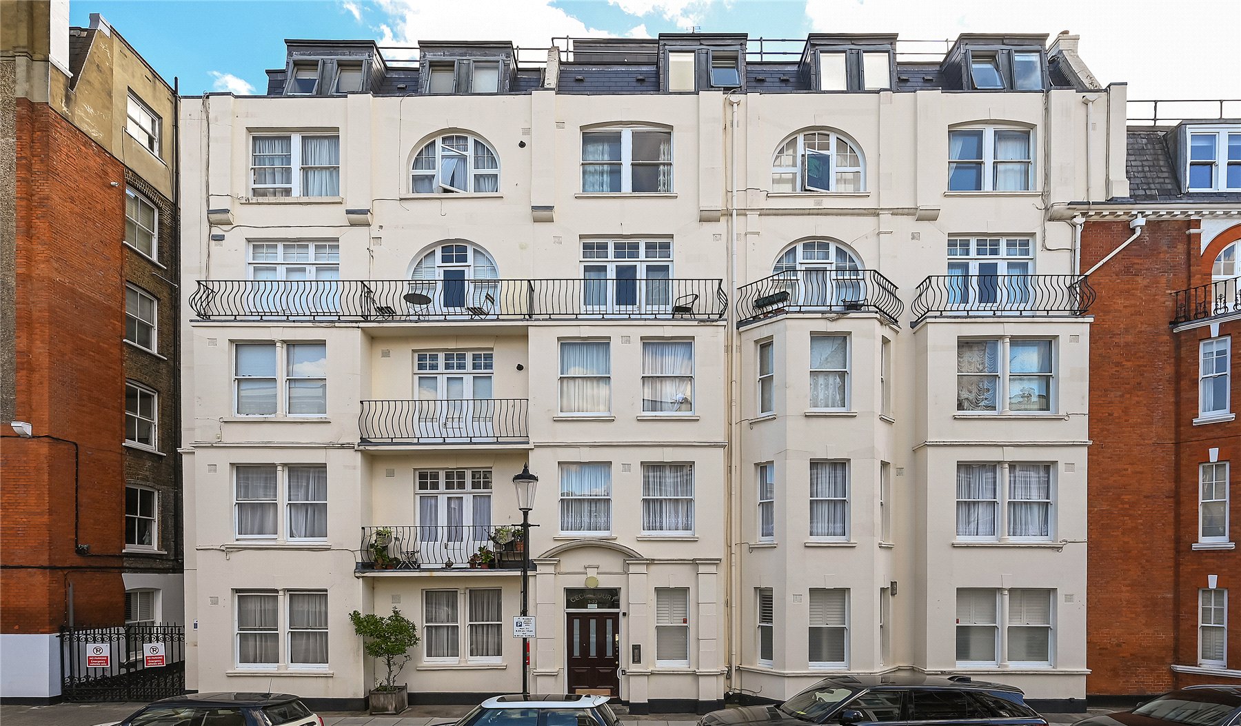 Flat 12, Cecil Court,, Fawcett Street, London photo 4