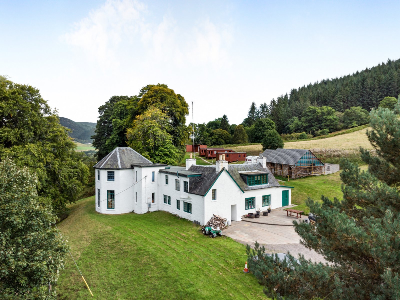 country house for sale 0