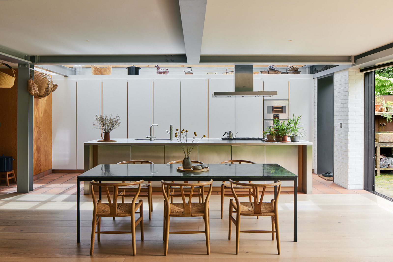 4 bedroom detached house for sale 0