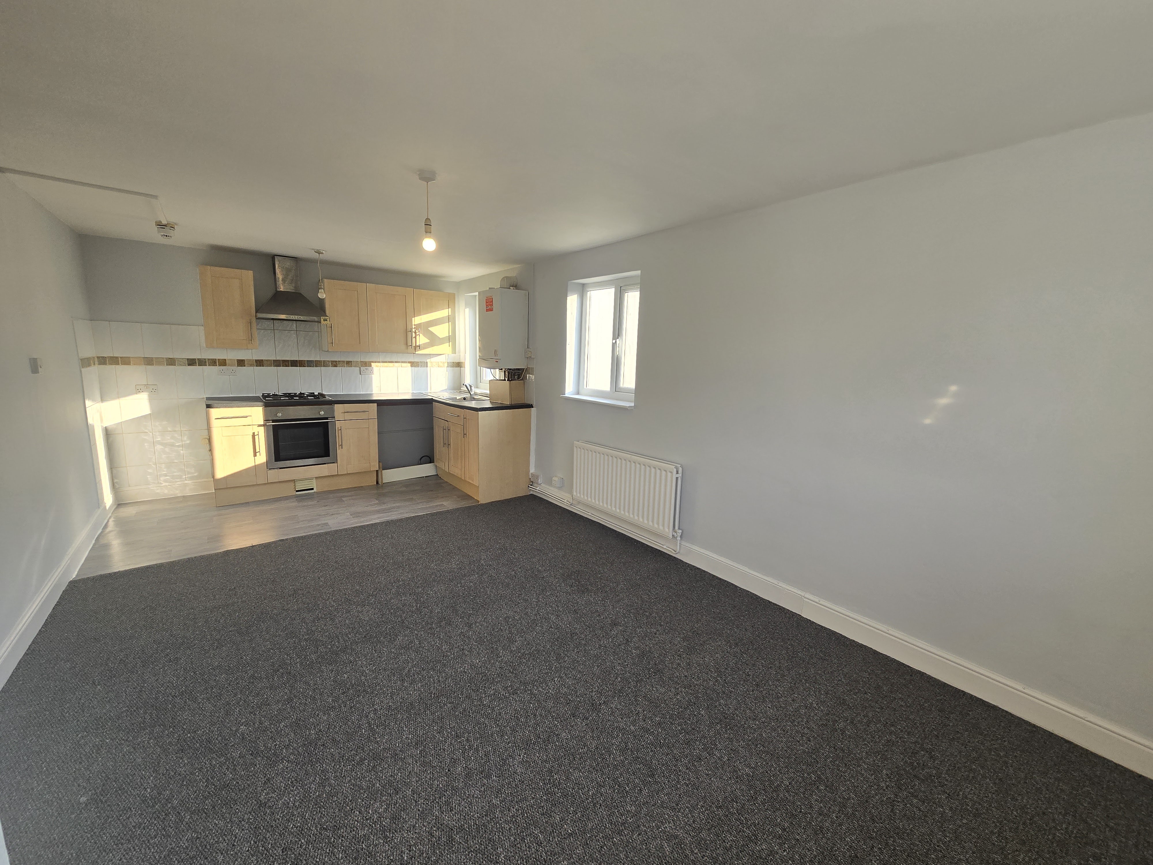 Woodville Road, London, Thornton Heath photo 5