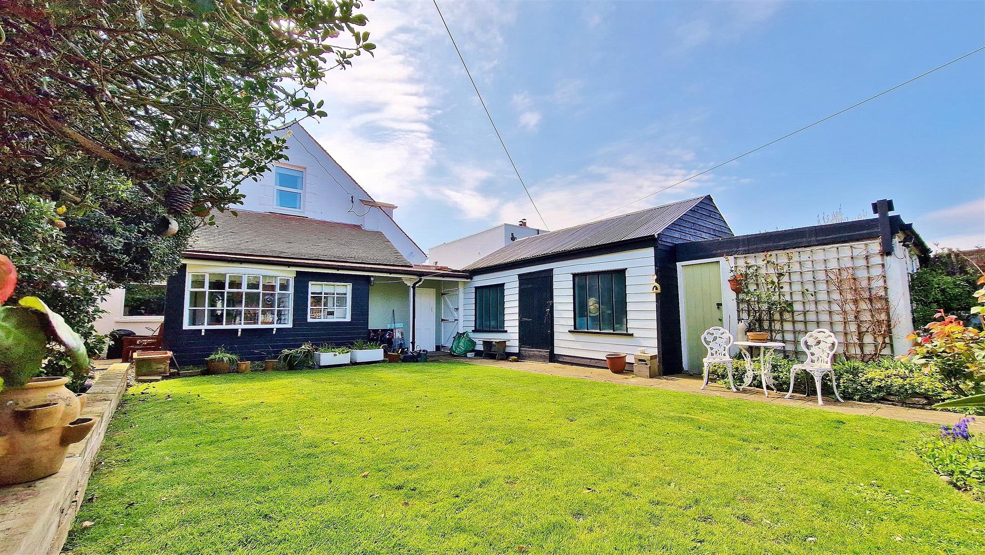 Photos of Green Lane, Walton On The Naze CO14 64658617 PrimeLocation