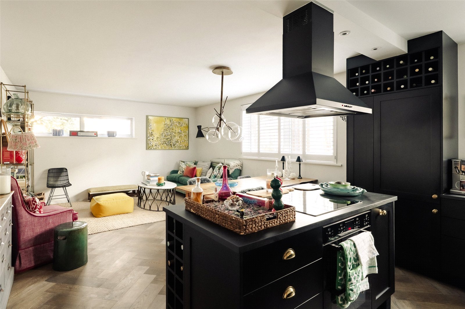 2 bedroom flat for sale in London