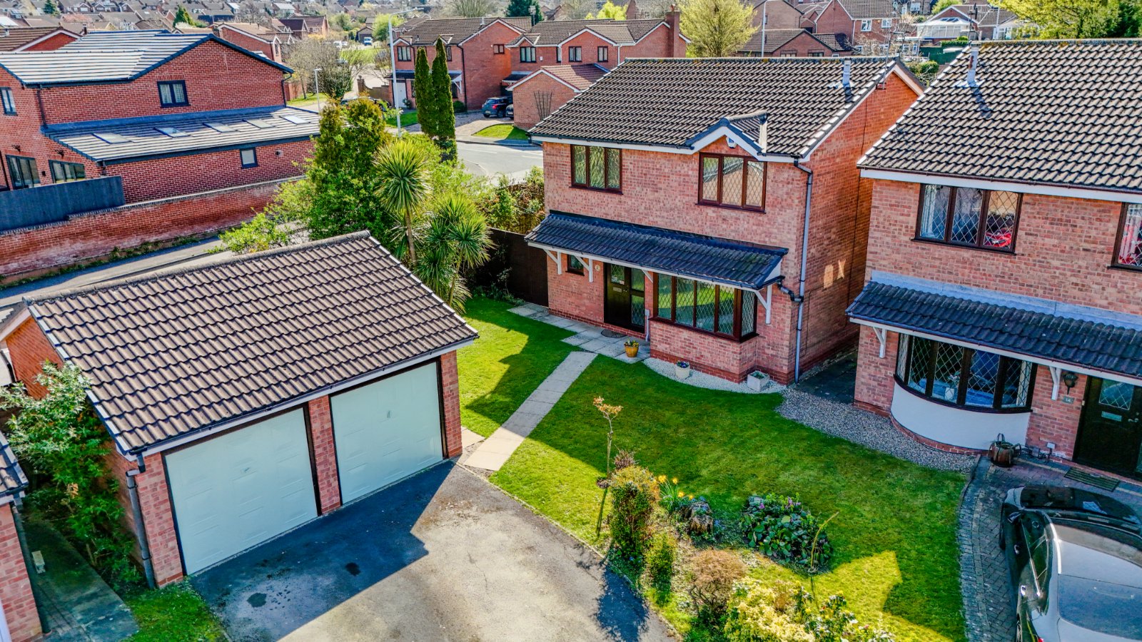 16, Hatfield Drive, Nottingham photo 2